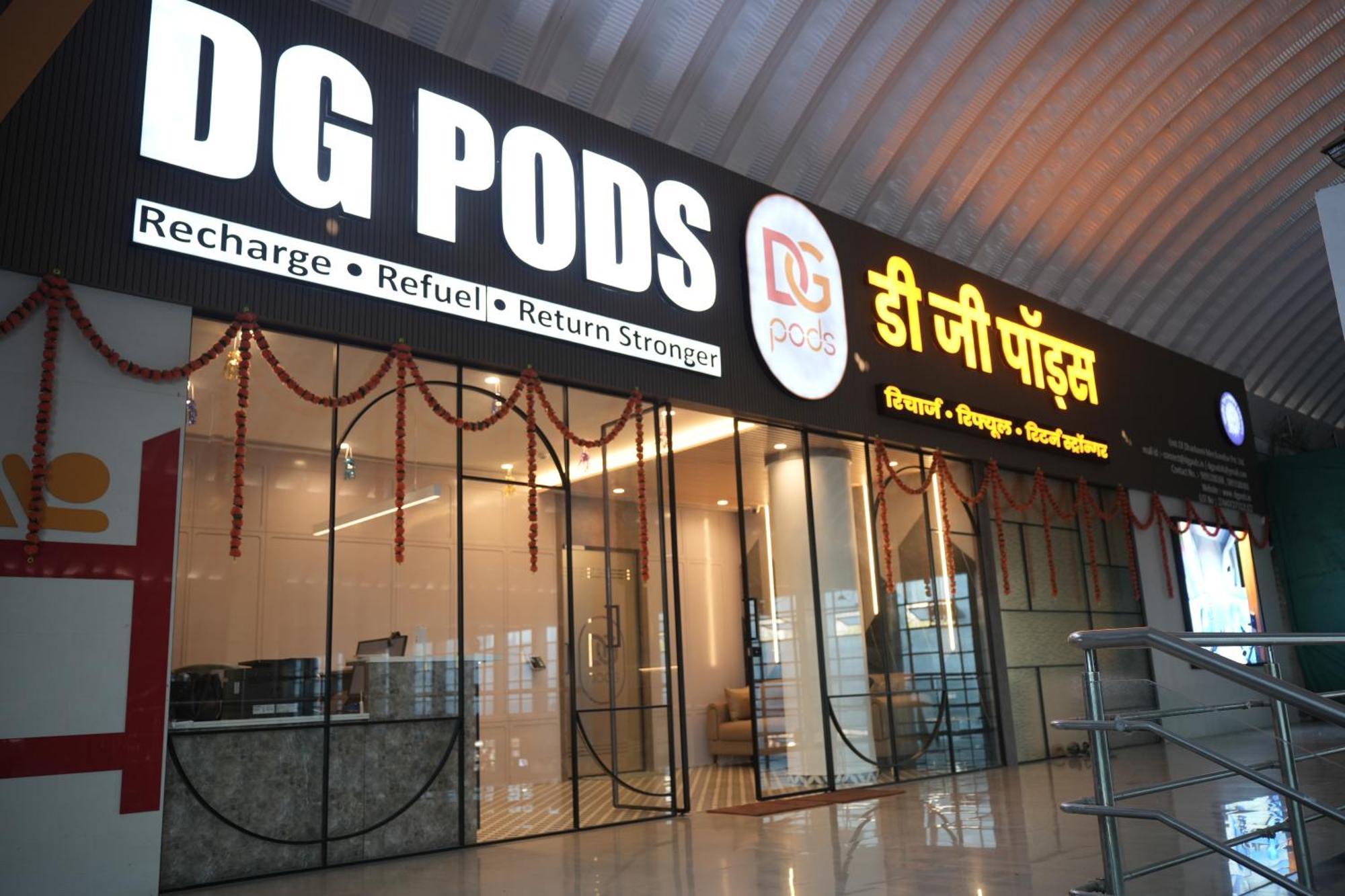 Capsule hotel Dg Pods